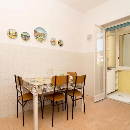 Lejlighed Ritamar By Interhome